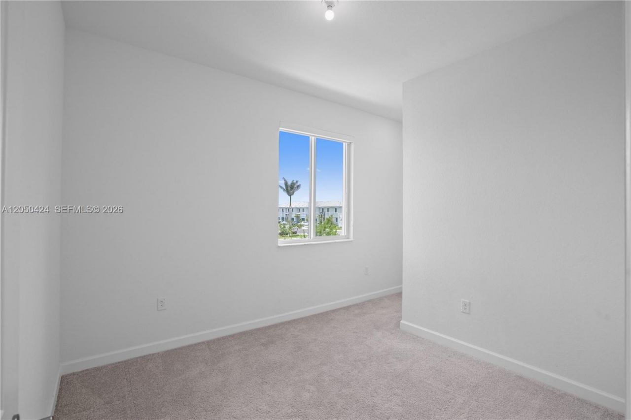 715 SE 15th St , Unit ., Homestead, FL 33034 Photo