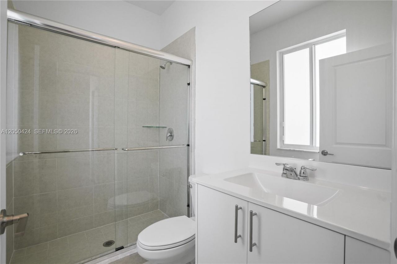 715 SE 15th St , Unit ., Homestead, FL 33034 Photo