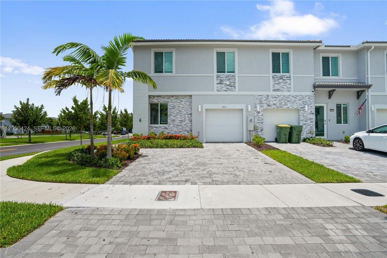 715 SE 15th St , Unit ., Homestead, FL 33034 Photo