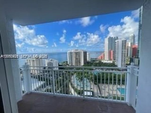 185 SE 14th Ter , Unit 1904, Miami, FL 33131