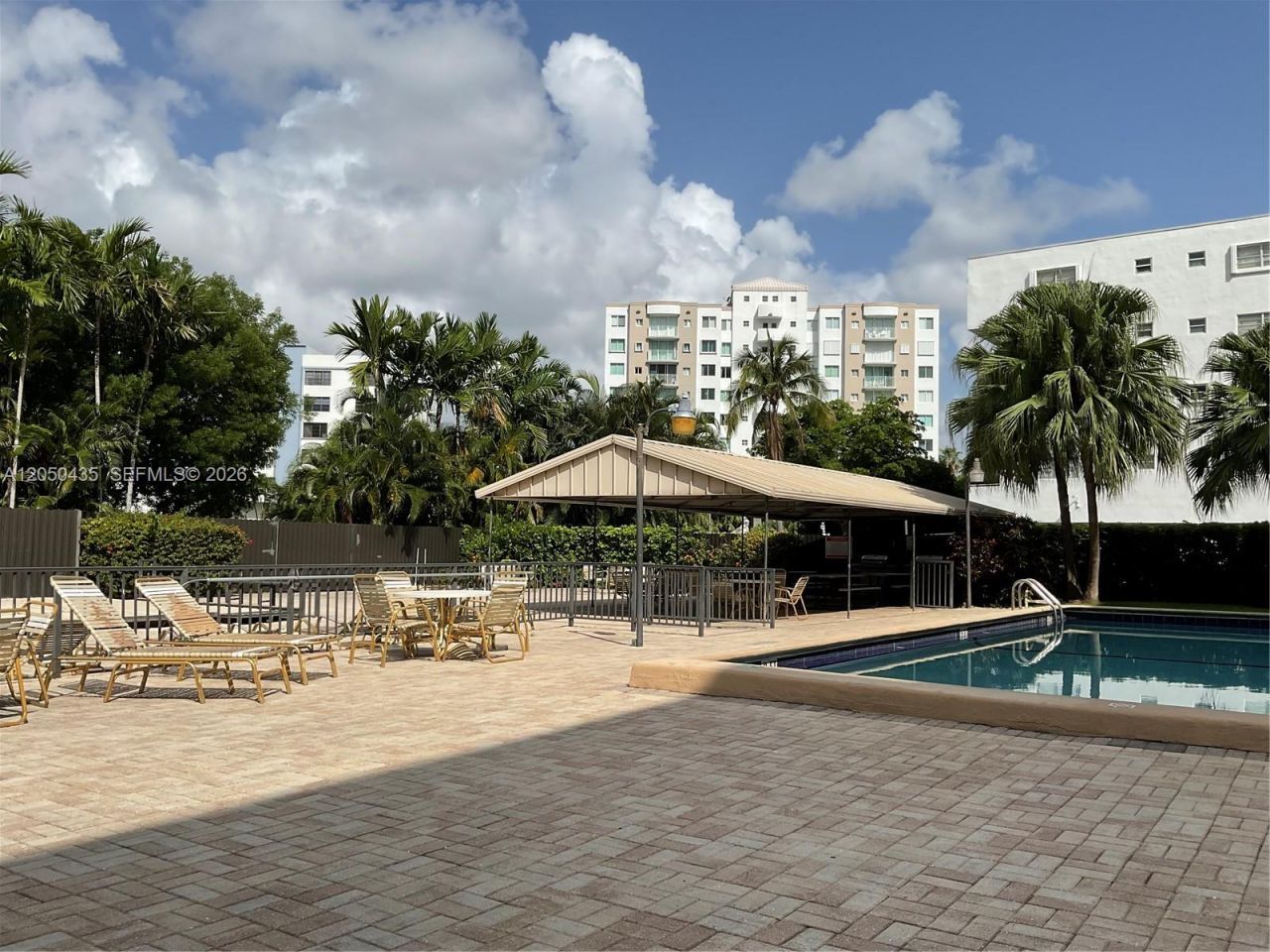 201 180th Dr, Unit 206, Sunny Isles Beach, FL 33160 Photo