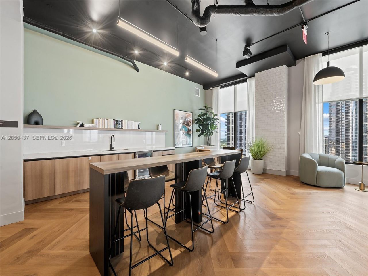 121 NE 5th St, Unit 3706, Miami, FL 33132 Photo