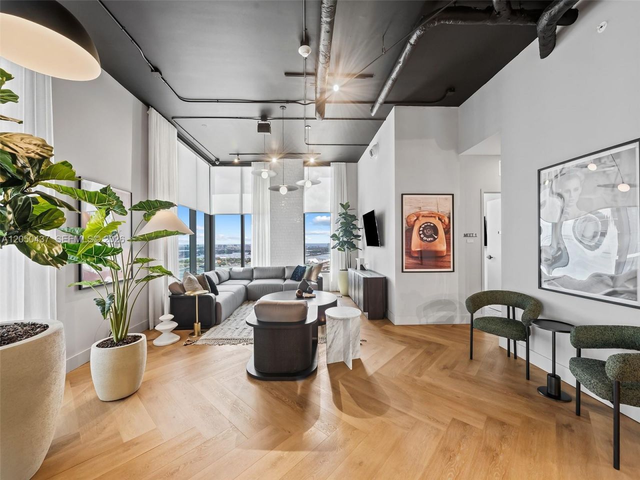 121 NE 5th St, Unit 3706, Miami, FL 33132 Photo