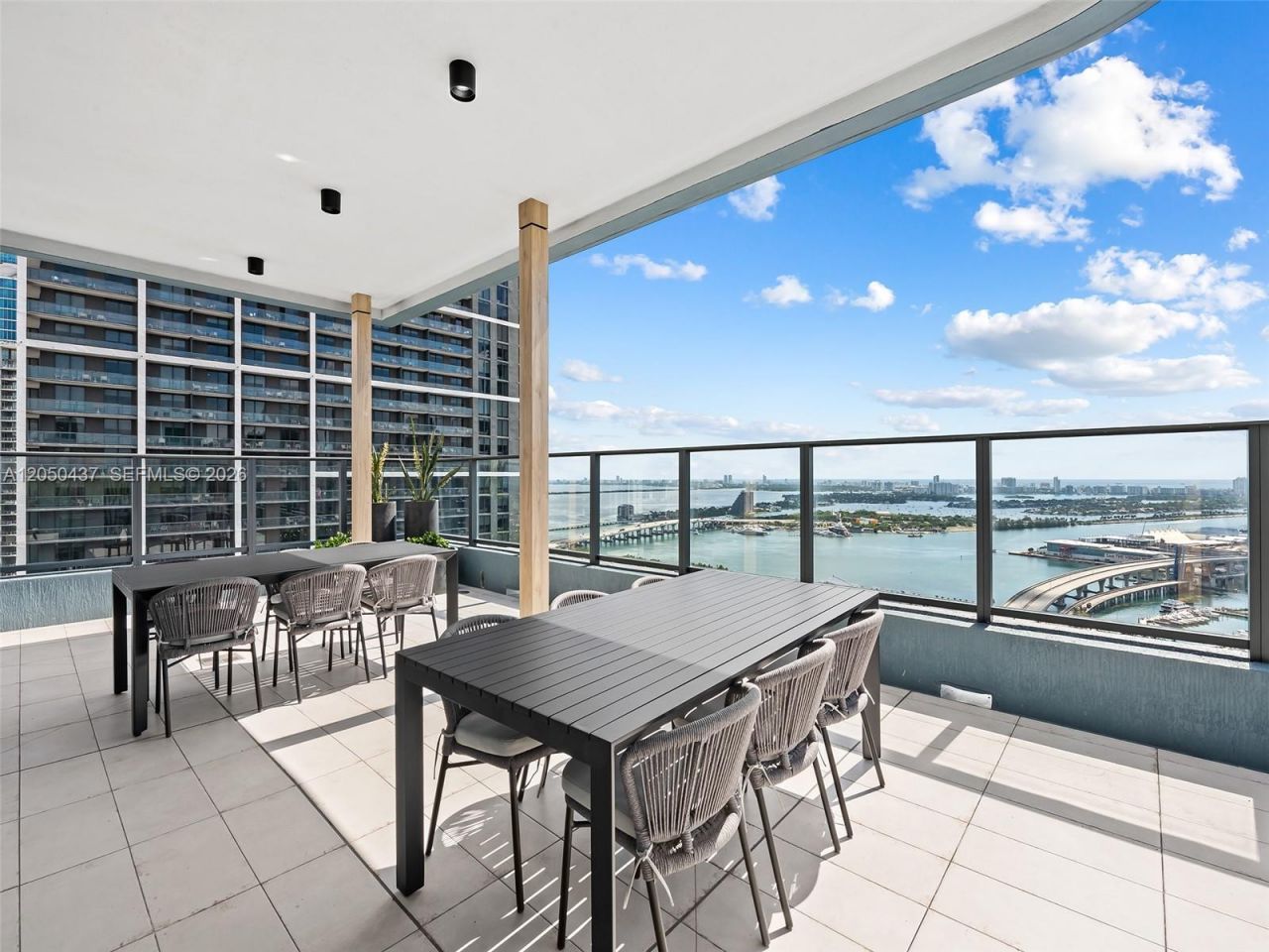 121 NE 5th St, Unit 3706, Miami, FL 33132 Photo