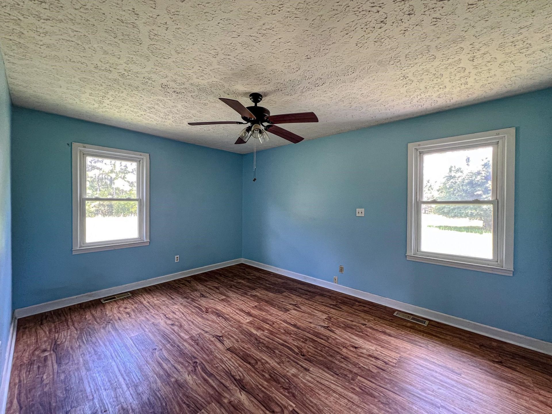 320 New Farm Rd.  Photo 13