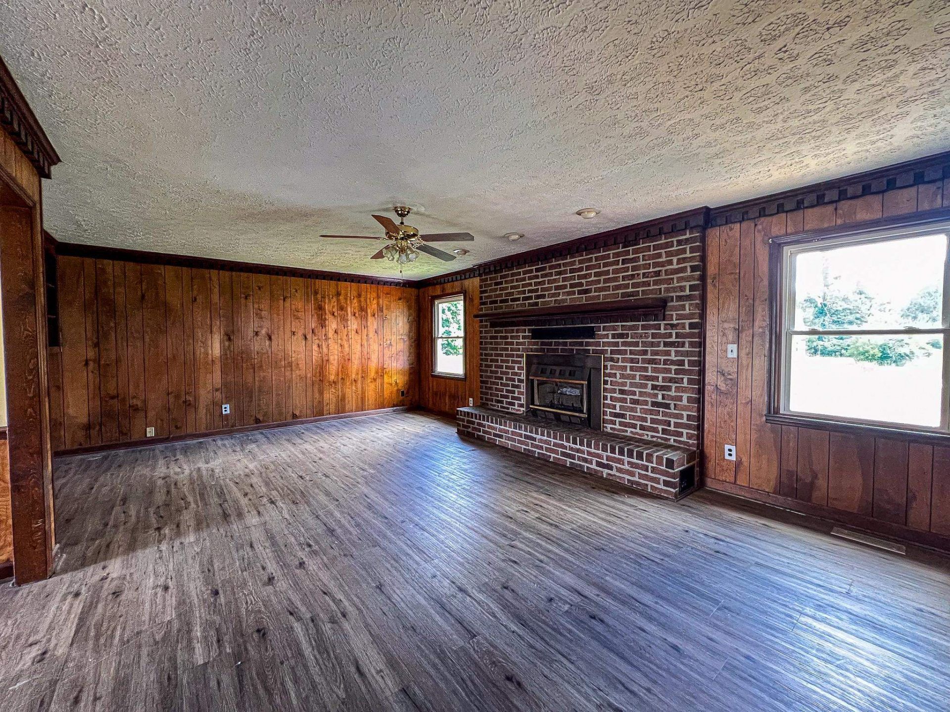 320 New Farm Rd.  Photo 9