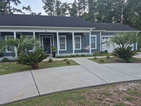 359 Country Club Dr. , Pawleys Island, SC 29585
