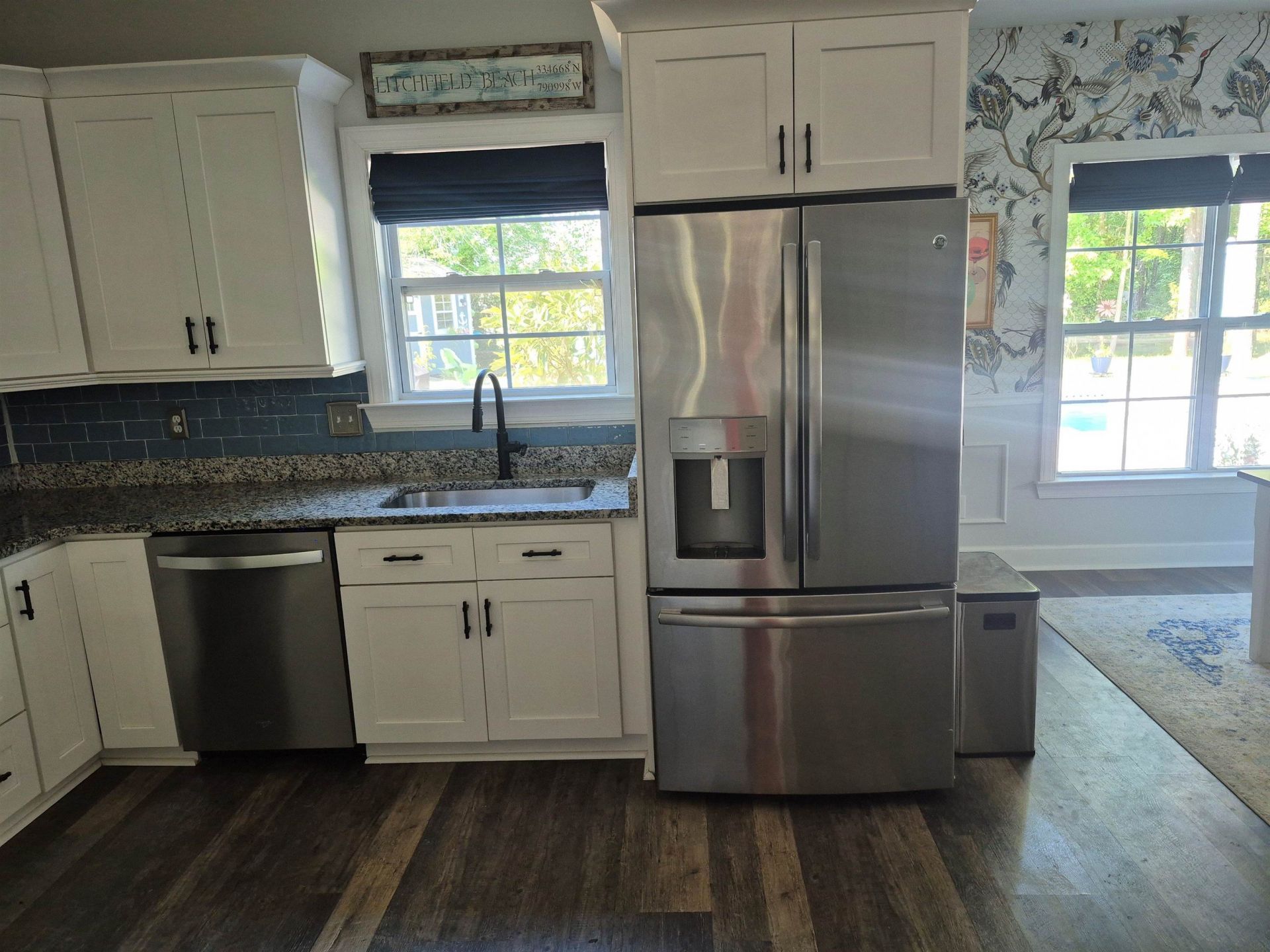 359 Country Club Dr.  Photo 5