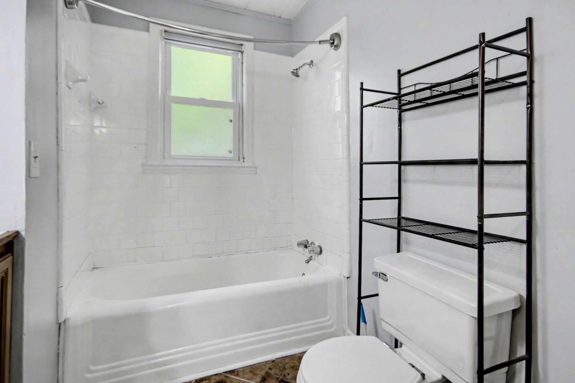 321 Park St.  Photo 18