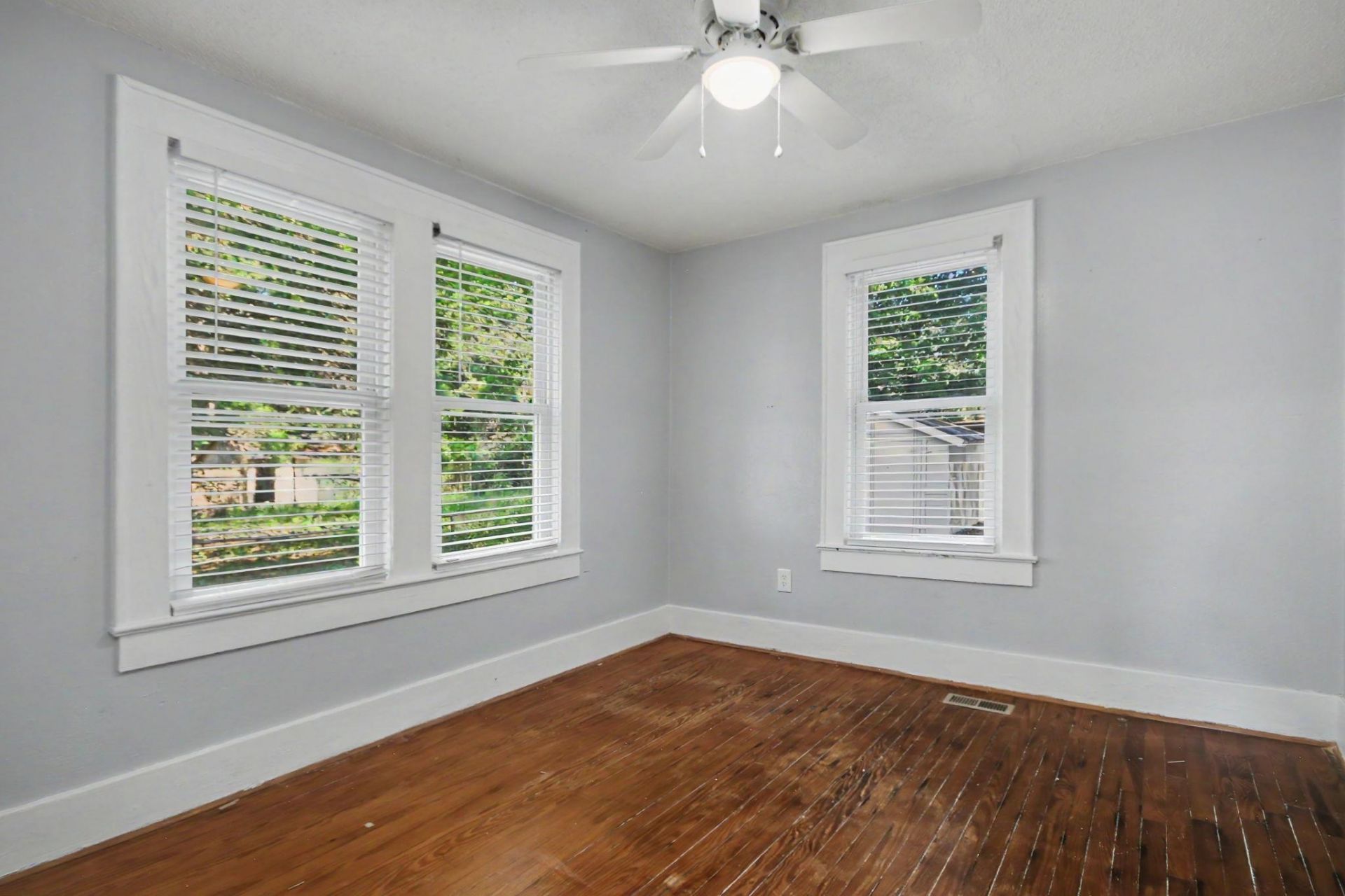 321 Park St.  Photo 19