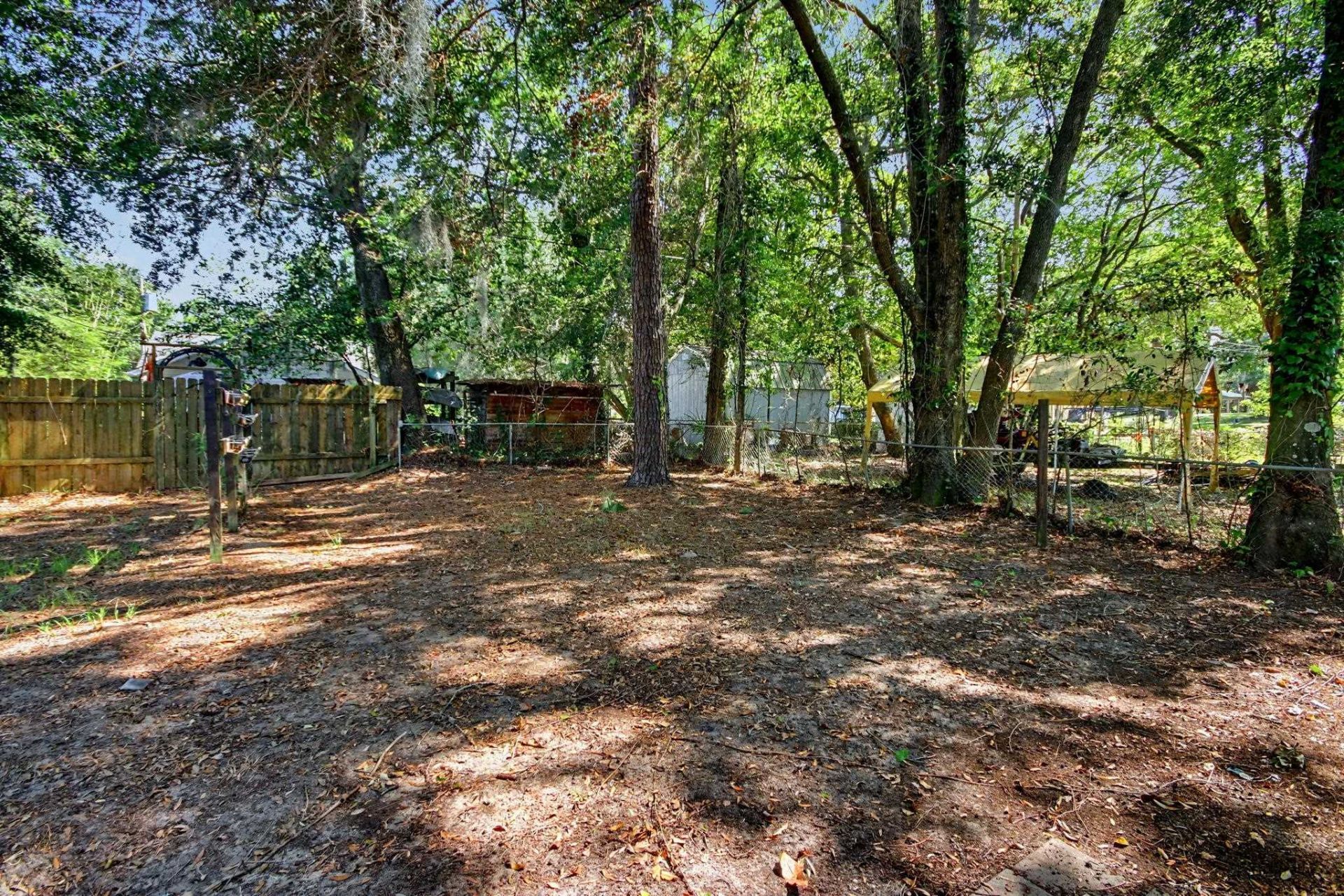 321 Park St.  Photo 25
