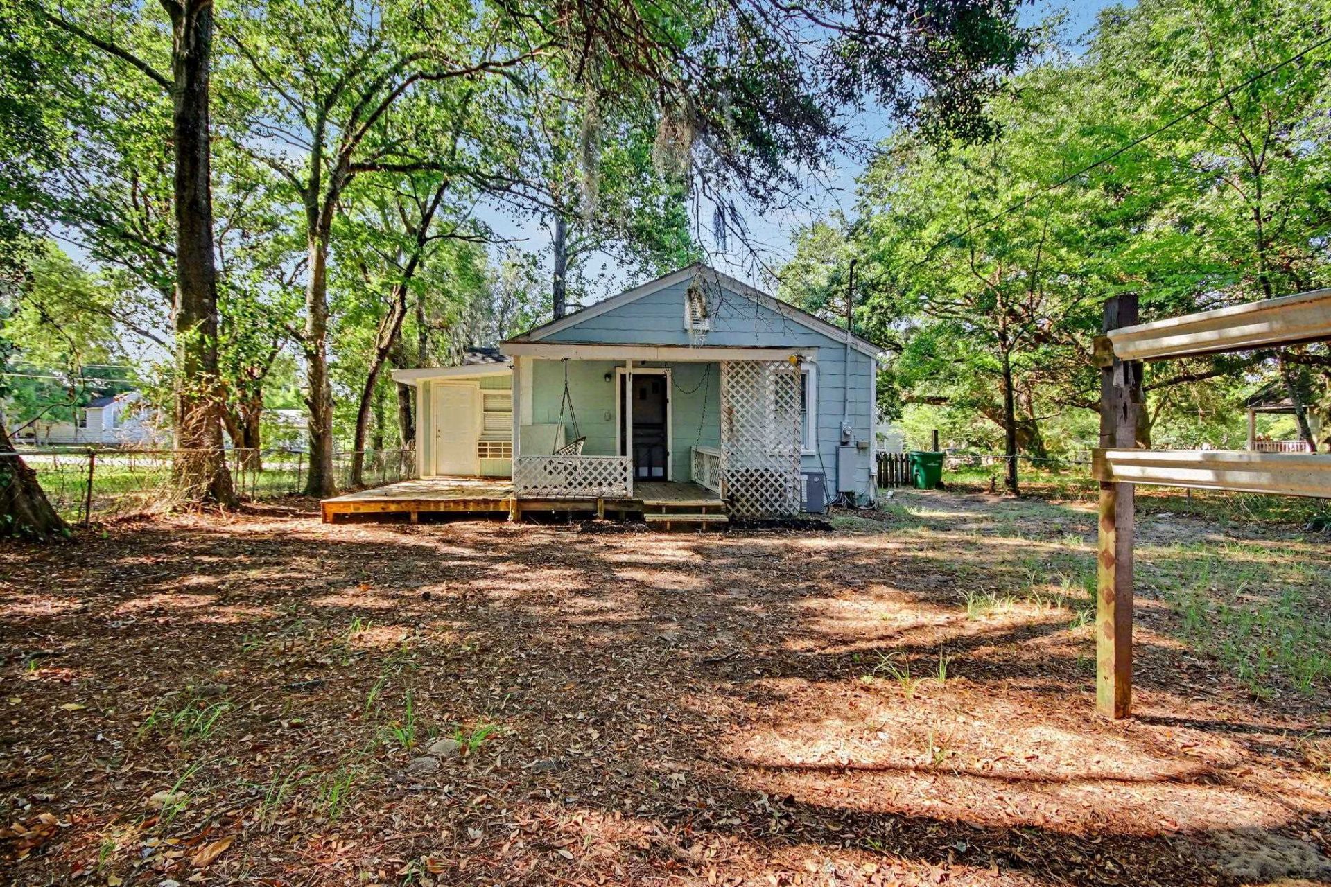 321 Park St.  Photo 27