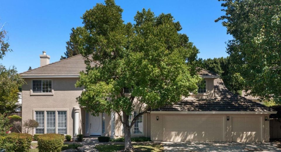 7637 Marina Cove Dr, Sacramento, CA 95831 Photo