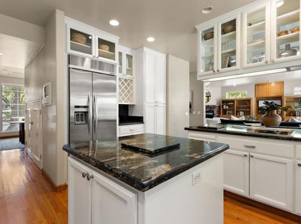 7637 Marina Cove Dr, Sacramento, CA 95831 Photo