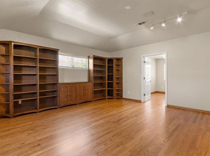 7637 Marina Cove Dr, Sacramento, CA 95831 Photo