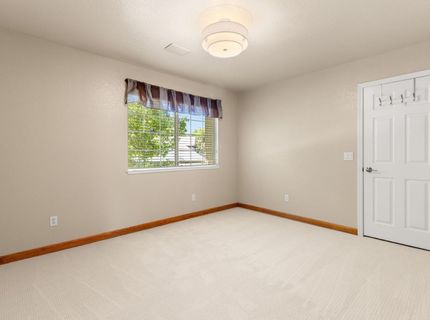 7637 Marina Cove Dr, Sacramento, CA 95831 Photo