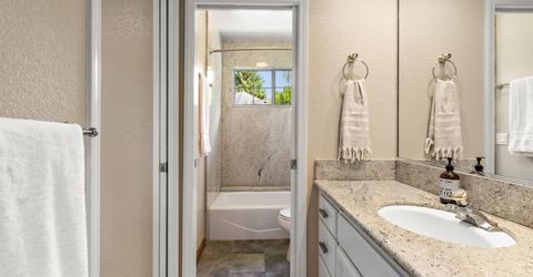 7637 Marina Cove Dr, Sacramento, CA 95831 Photo