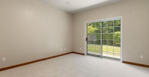 7637 Marina Cove Dr, Sacramento, CA 95831 Photo