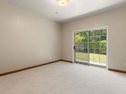 7637 Marina Cove Dr, Sacramento, CA 95831 Photo