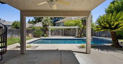 7637 Marina Cove Dr, Sacramento, CA 95831 Photo