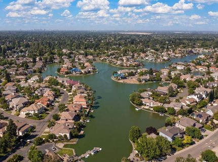 7637 Marina Cove Dr, Sacramento, CA 95831 Photo
