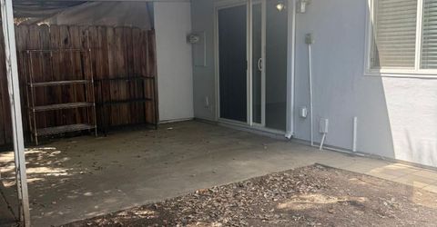 4956 Hackberry Ln, Sacramento, CA 95841 Photo