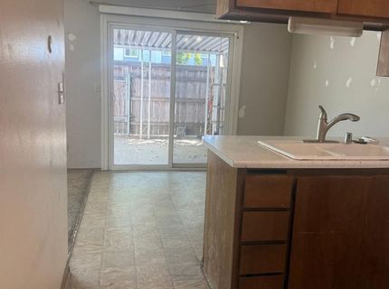 4956 Hackberry Ln, Sacramento, CA 95841 Photo