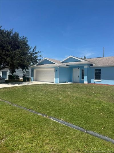 2249 SE Friendship Lane , Port Saint Lucie, FL 34952 Photo