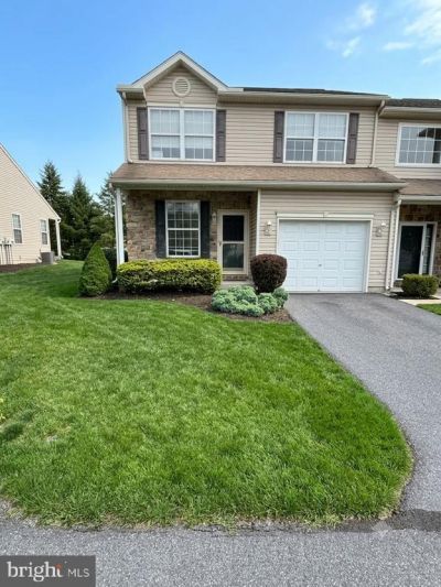 17 HELENE COURT, HAMBURG, PA 19526