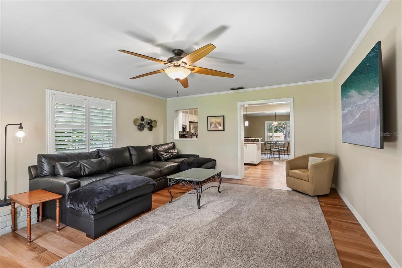204 S Burlingame Avenue, Temple Terrace, FL 33617 Photo