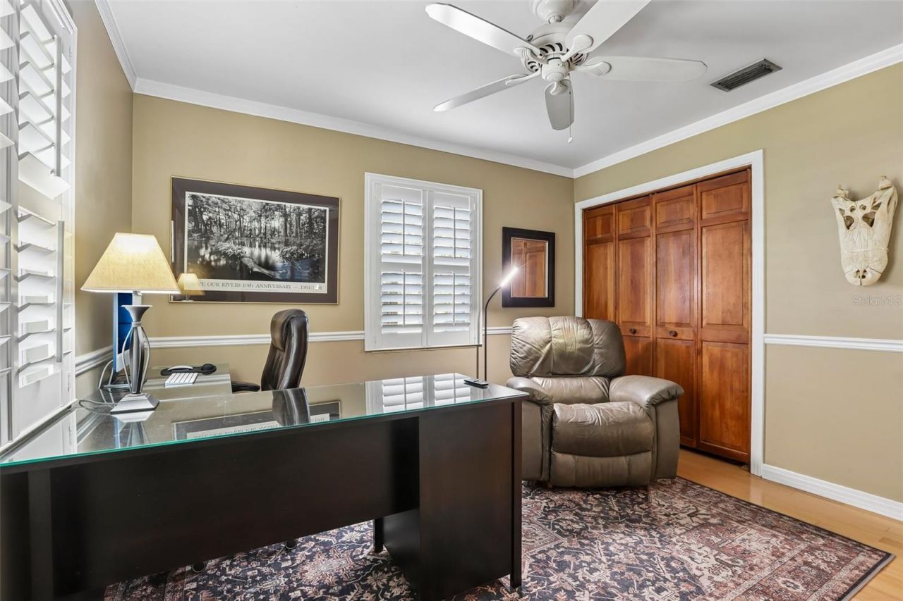 204 S Burlingame Avenue, Temple Terrace, FL 33617 Photo