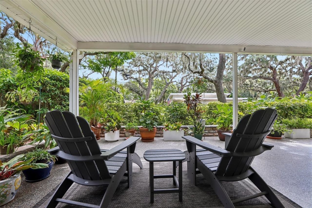 204 S Burlingame Avenue, Temple Terrace, FL 33617 Photo