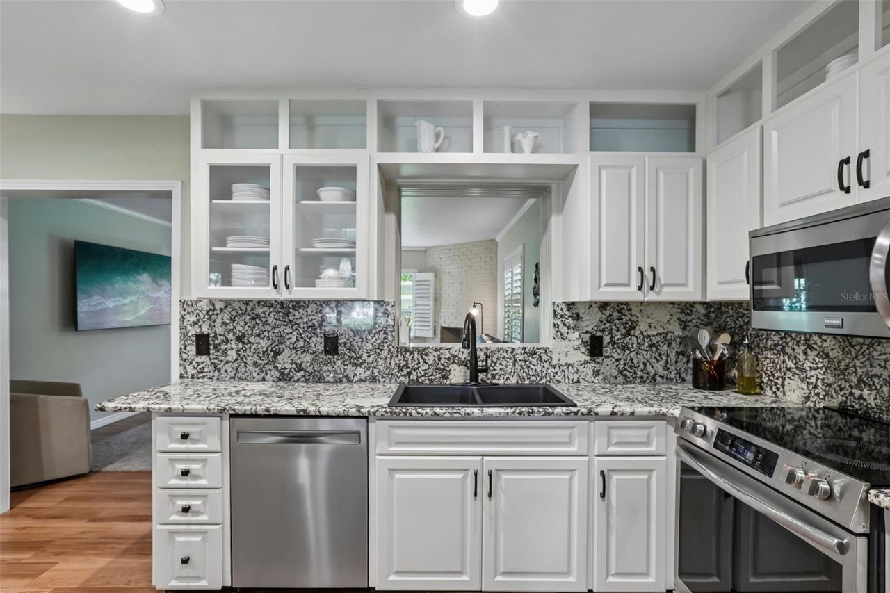 204 S Burlingame Avenue, Temple Terrace, FL 33617 Photo