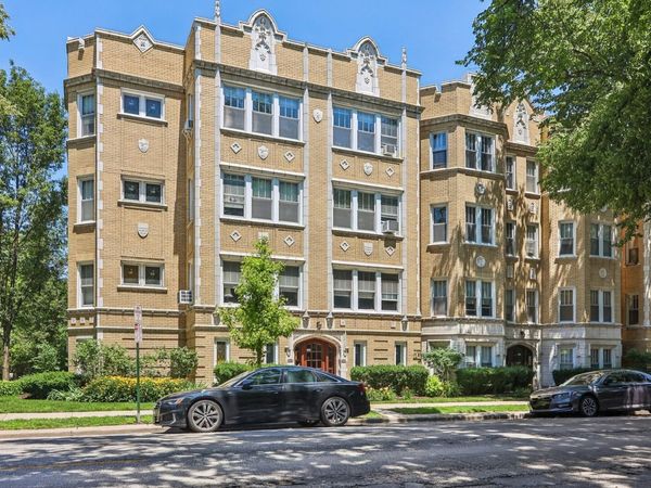 824 Washington Boulevard , Unit 1, Oak Park, IL 60302