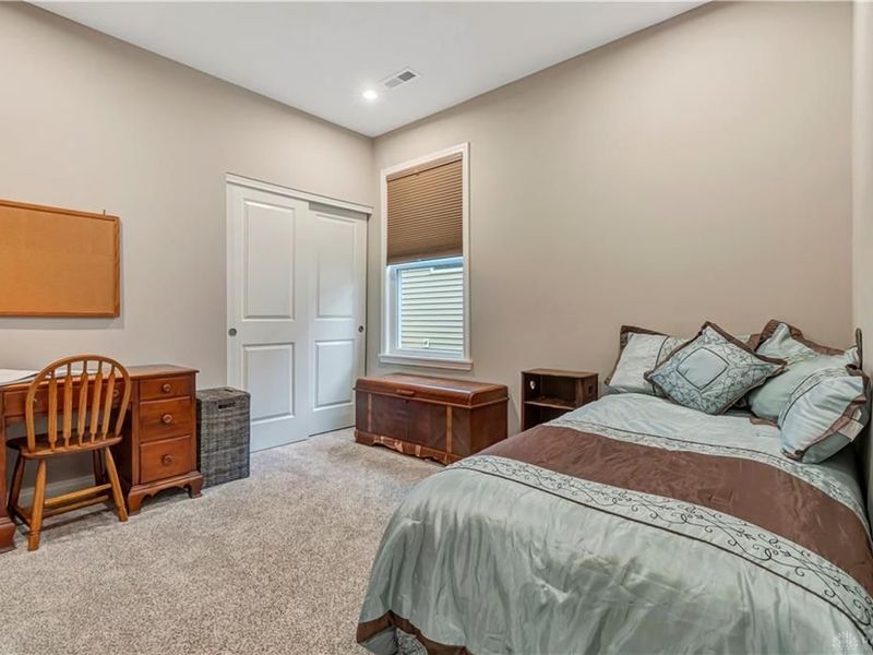 1358 Brookchase Circle, Hamilton Township, OH 45039 Photo 13