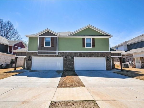 4133 W Sardinia Way, Fayetteville, AR 72704
