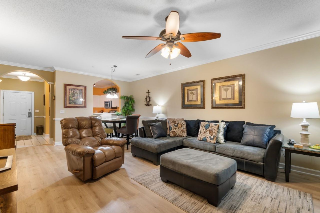 5825 Catalina Dr.  Photo 12