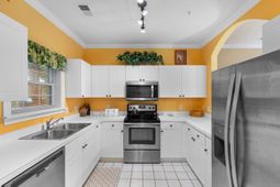 5825 Catalina Dr.  photo 4