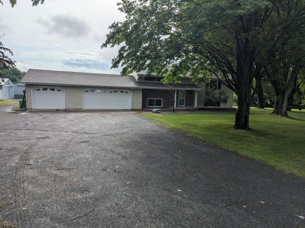 26463 Olinda Trail, Lindstrom, MN 55045