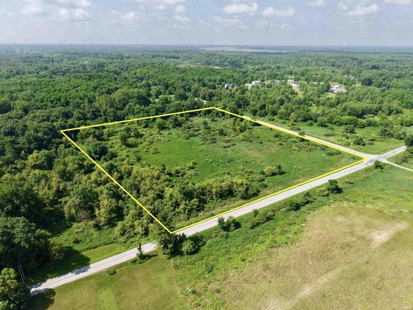 South 750 E County Road, Knox, IN 46534