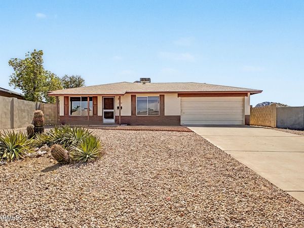 11838 N 22ND Street, Phoenix, AZ 85028