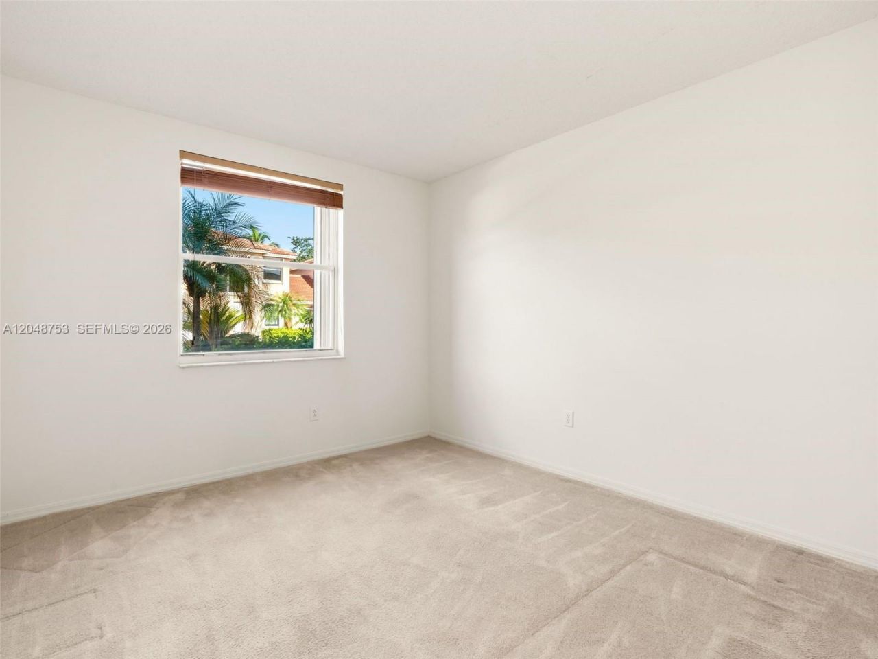 2245 NW 160th Ter, Pembroke Pines, FL 33028 Photo
