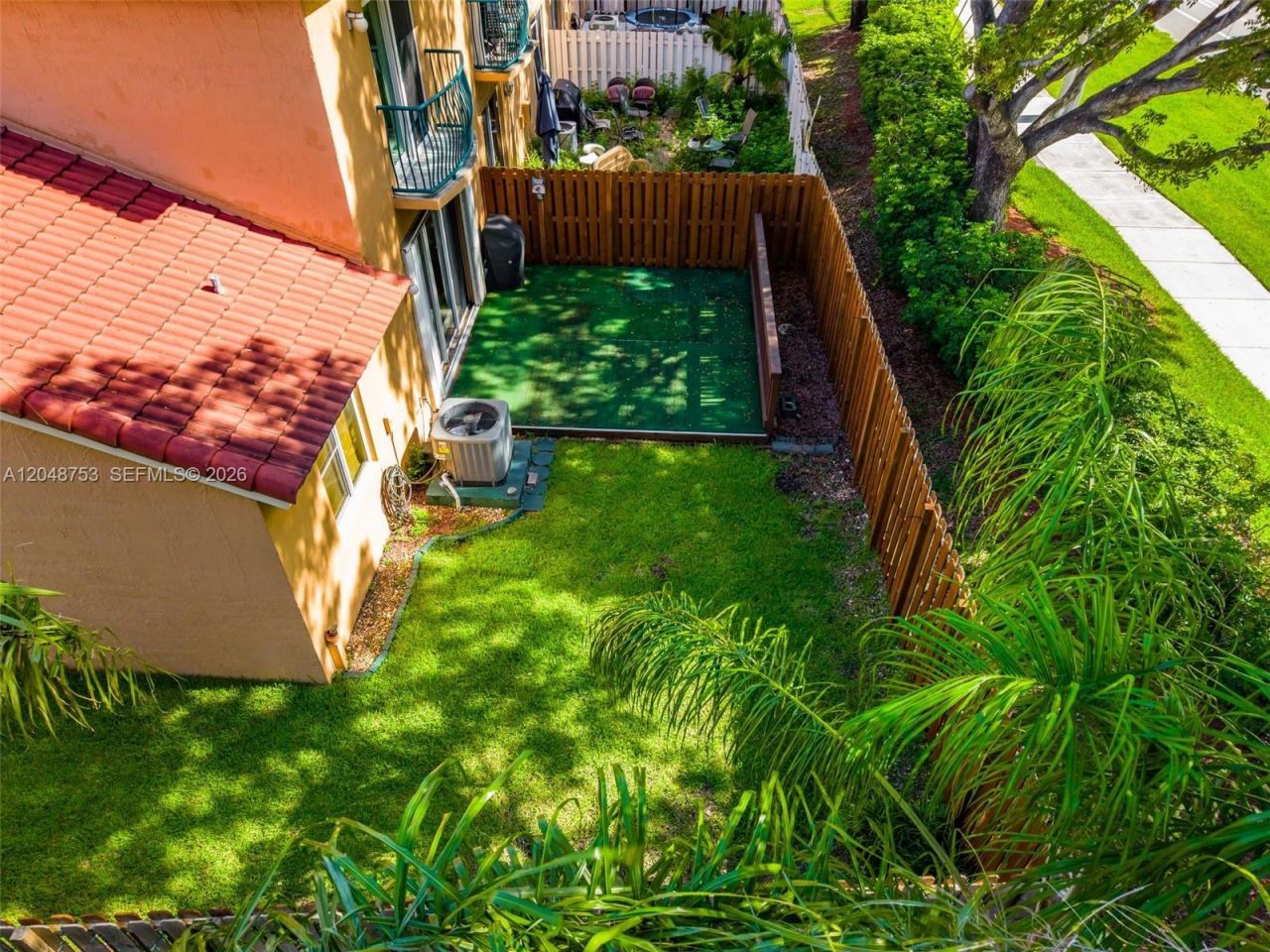 2245 NW 160th Ter, Pembroke Pines, FL 33028 Photo