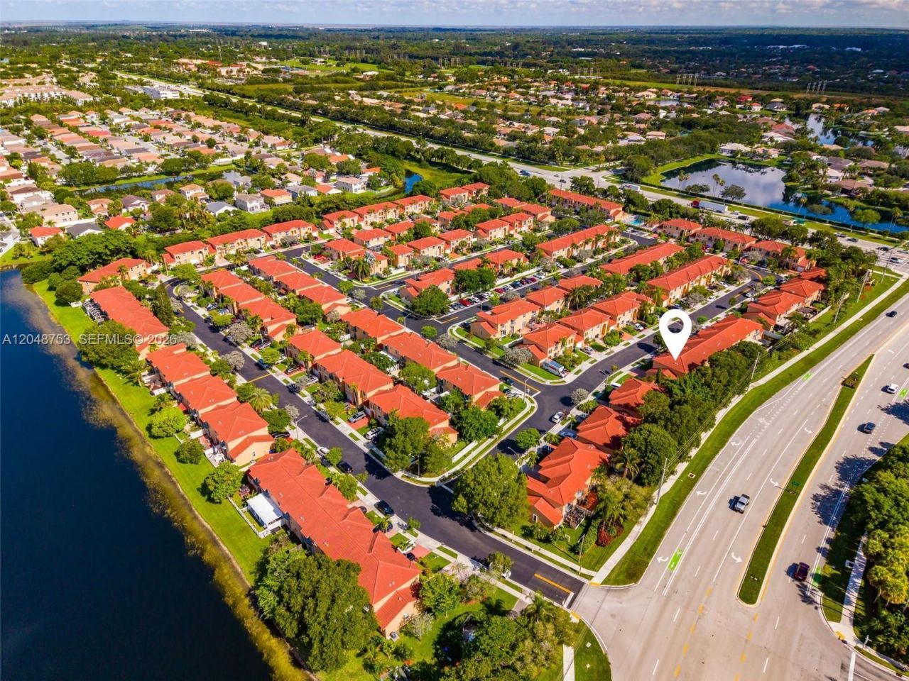 2245 NW 160th Ter, Pembroke Pines, FL 33028 Photo