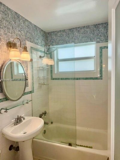 1242 Alton Rd , Unit 205, Miami Beach, FL 33139 Photo