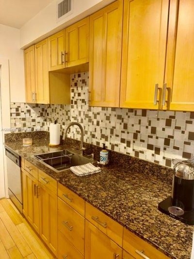 1242 Alton Rd , Unit 205, Miami Beach, FL 33139 Photo