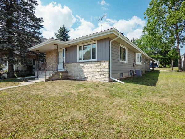 408 1ST AVENUE, Adell, WI 53001