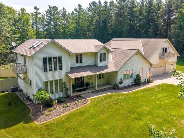 N2780 WILDERNESS TRAIL, Marinette, WI 54143