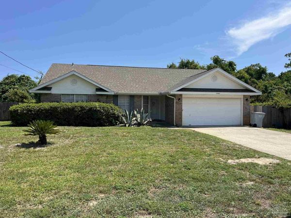 1545 Kitty Hawk Dr, Gulf Breeze, FL 32563