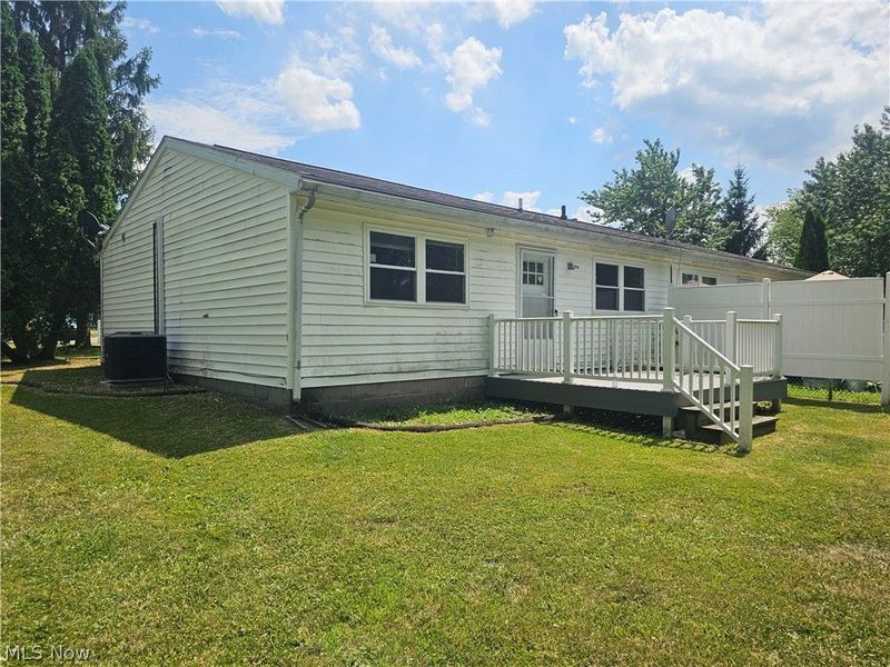 14742 Hillcrest Avenue, Middlefield, OH 44062 Photo 4